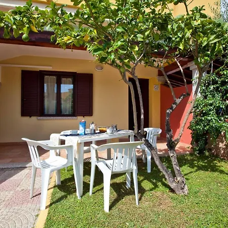 L'oasi Di Ottiolu Aparthotel *